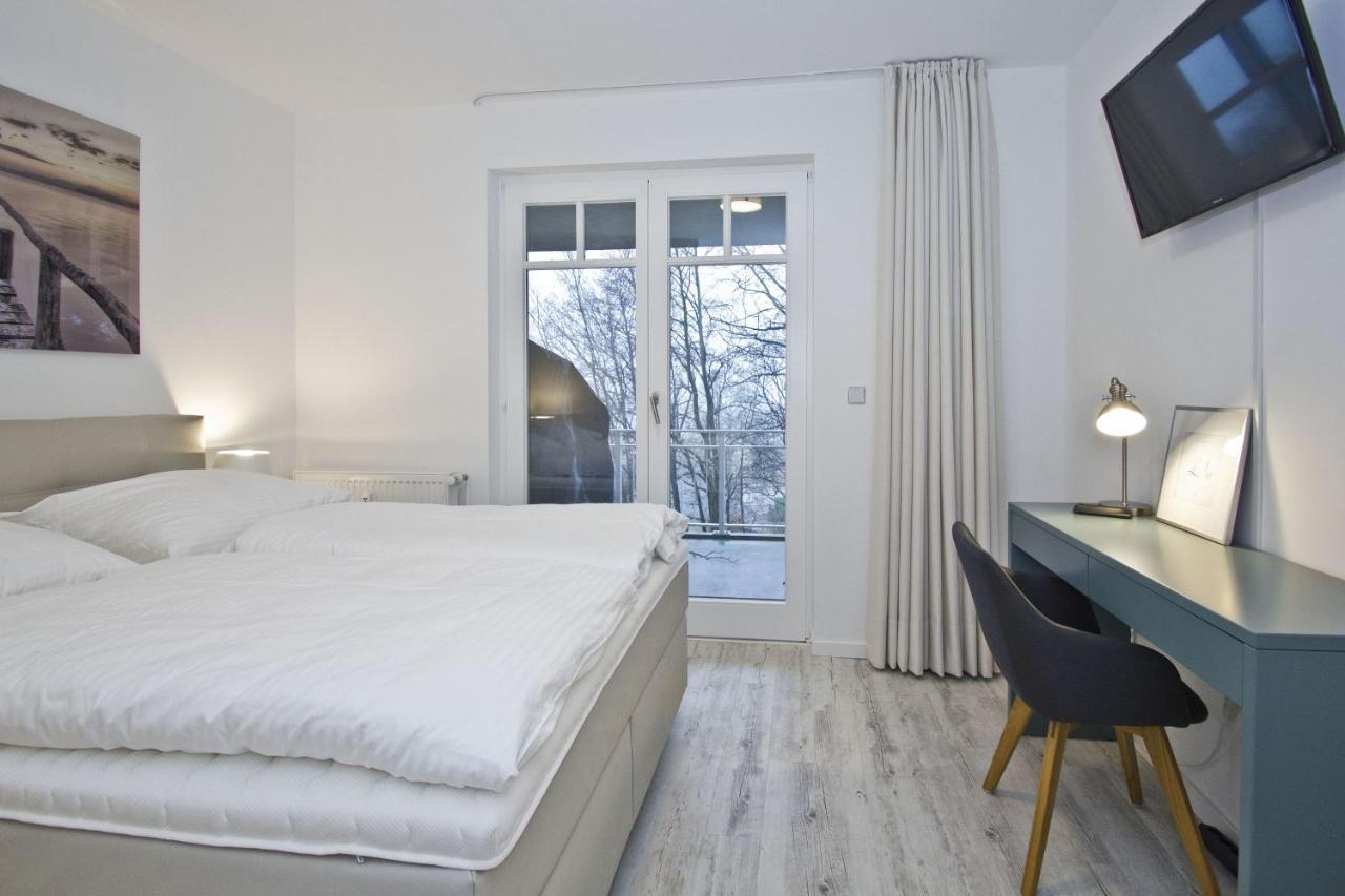 Ferienresidenz Zwei Bodden Fewo2-8 - Balkon, Sauna, Kamin Lietzow Exterior foto